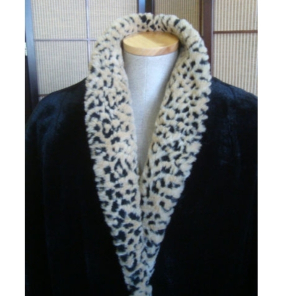NEW FAUX FUR COAT WITH LEOPARD ANIMAL PRINT SIZE MEDIUM - Picture 2 of 13